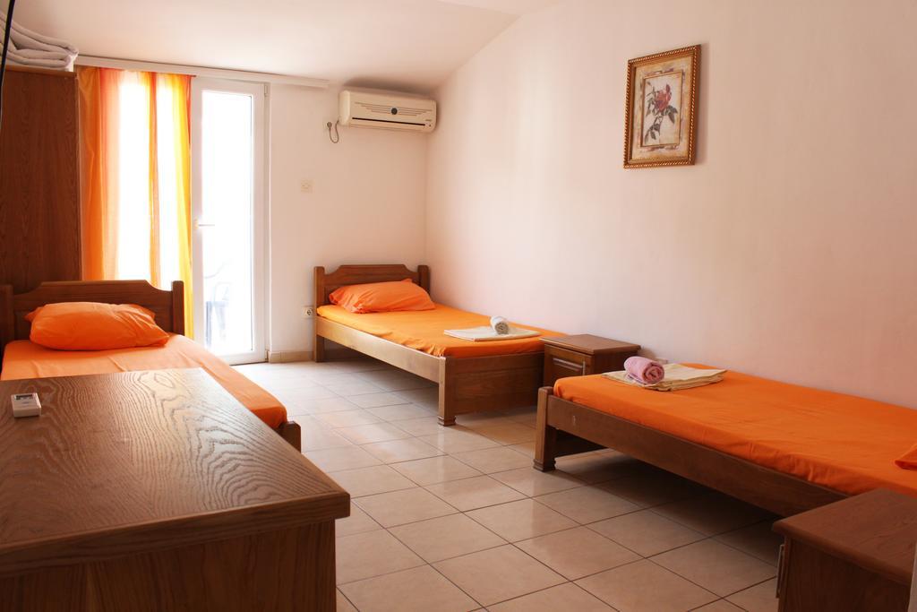 Guesthouse Sun Hostel Budva Exterior foto